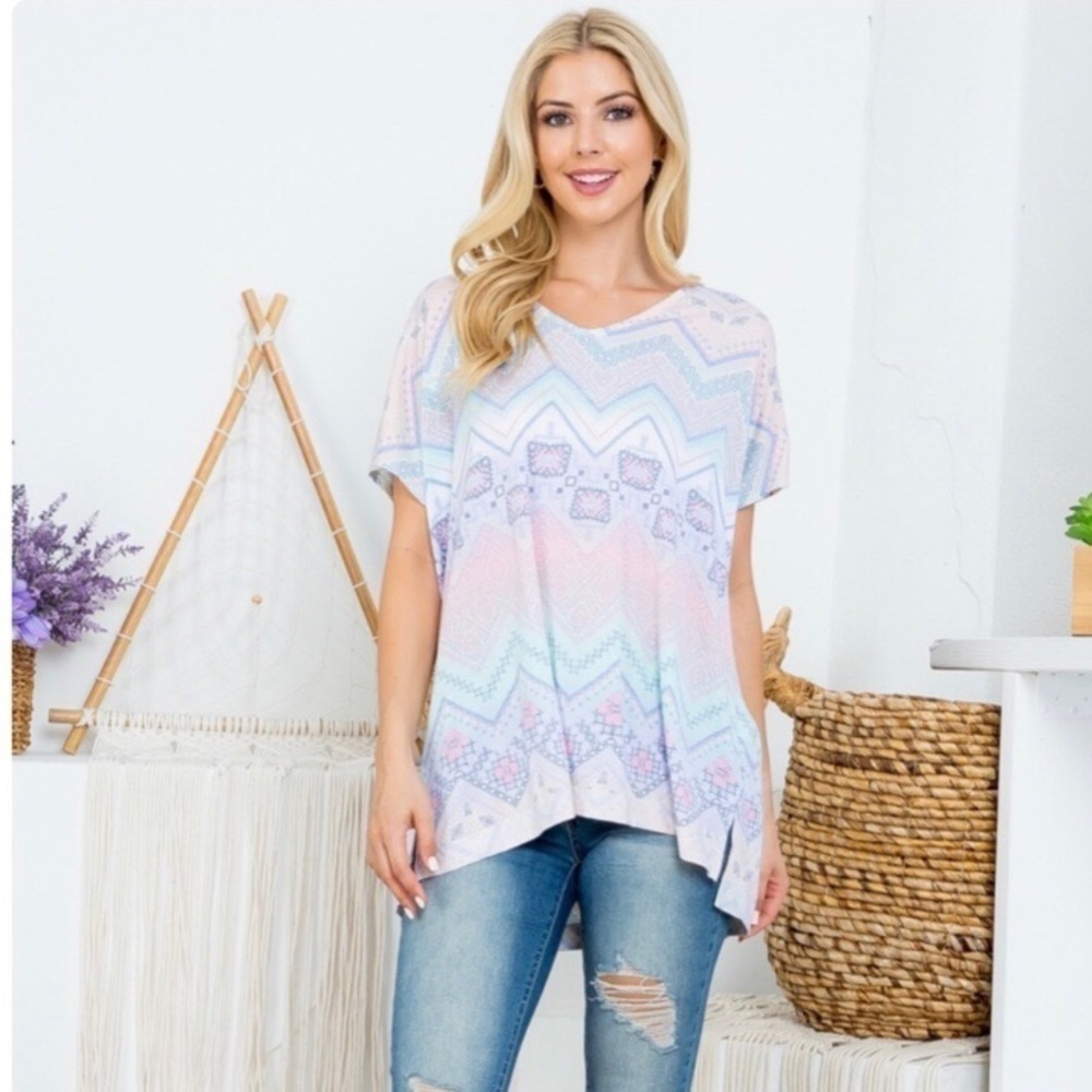 Aztec Print V-Neck Short Sleeve Top Made in USA Size M